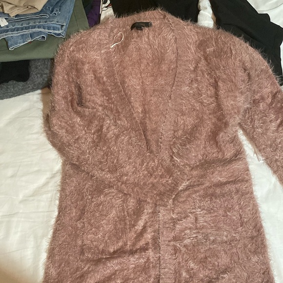 Mauve pink fuzzy knit cardigan - Picture 3 of 12